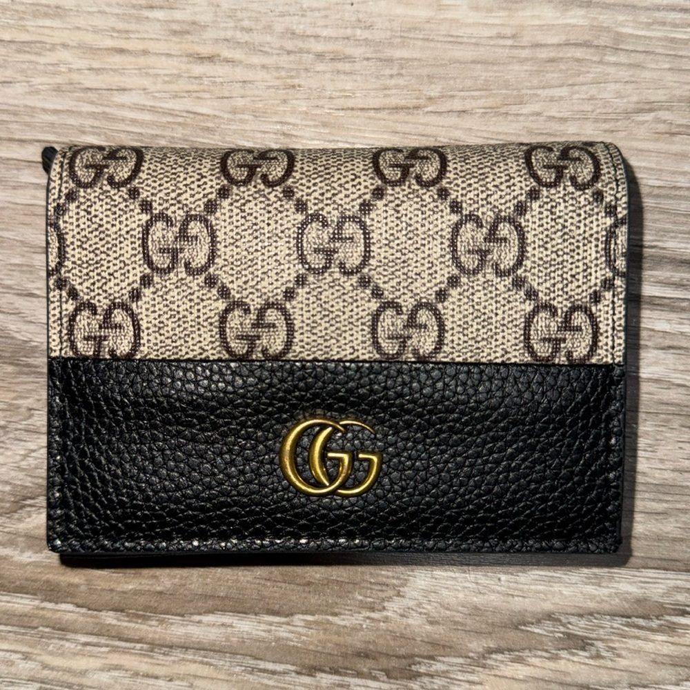 Gucci wallet/card holder Vintage style